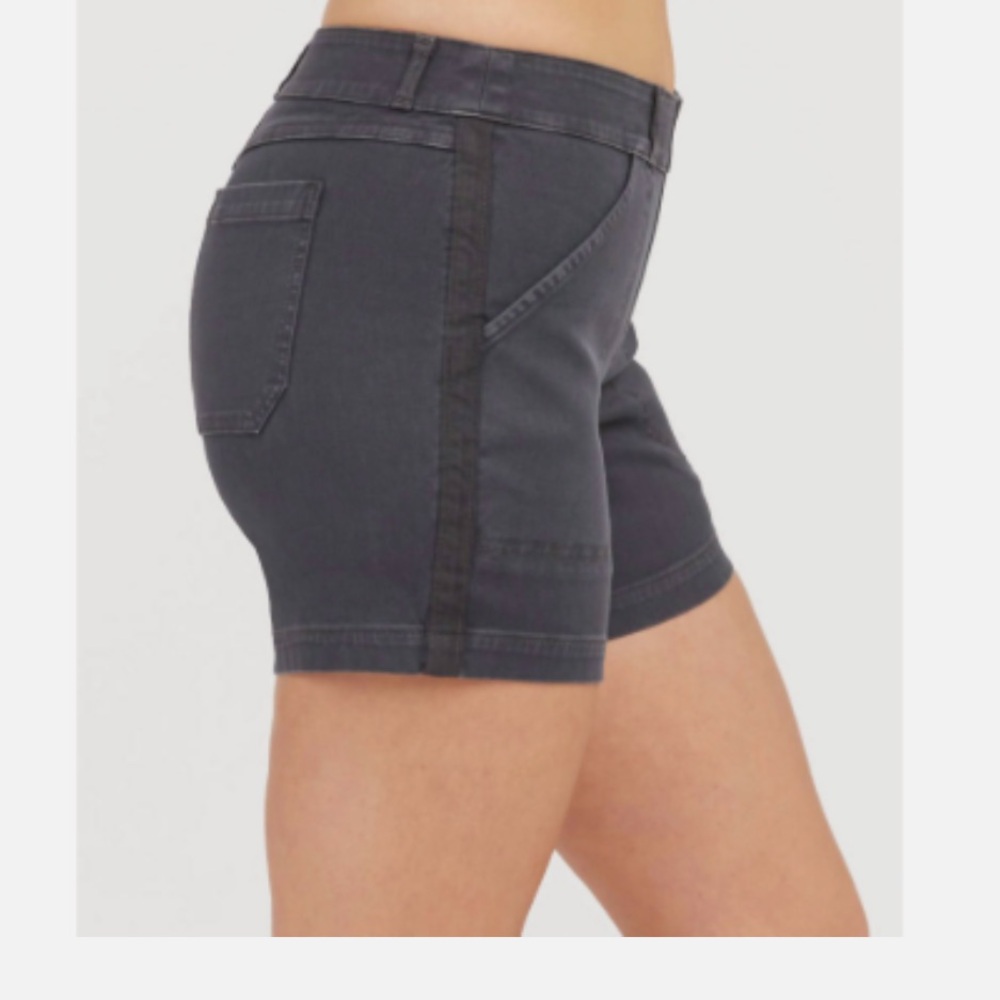 SPANX Wash Black Stretch Twill 6" Shorts Pull on Size S - Picture 6 of 6